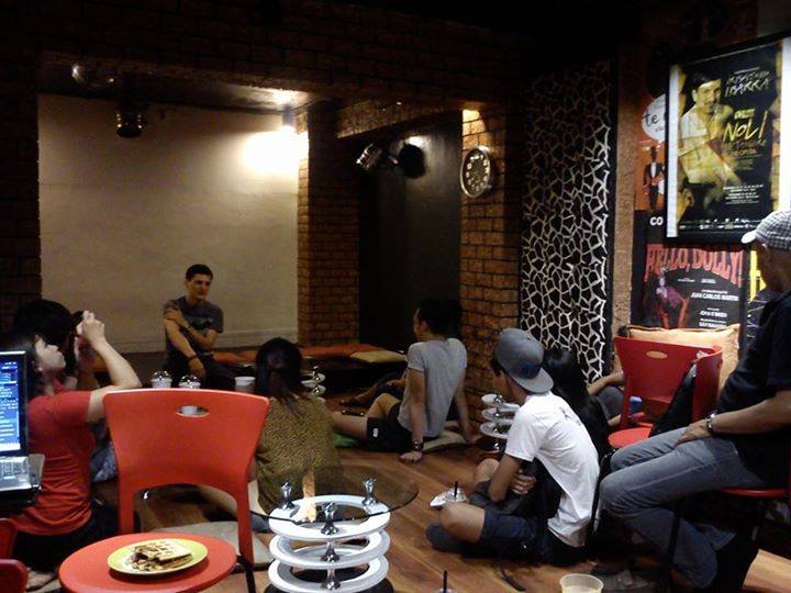 Coffee Shop with Theater as Theme